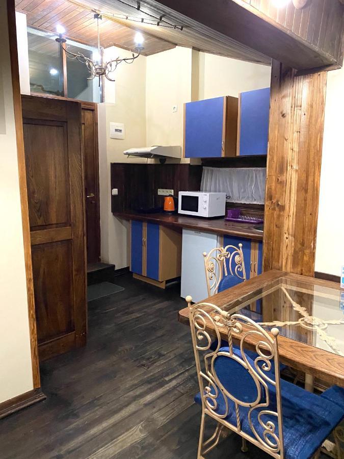 Квартира В Центрі На Вулиці Лесі Українки 19 リヴィウ エクステリア 写真